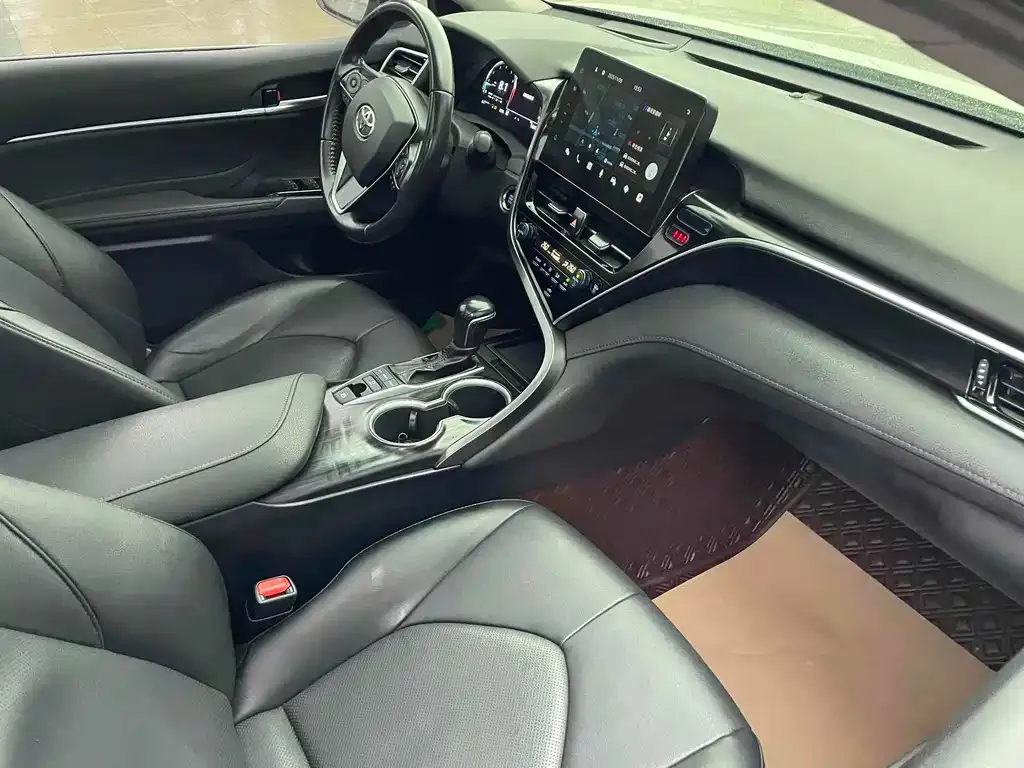 Toyota Camry 2023 из CN, фото 6