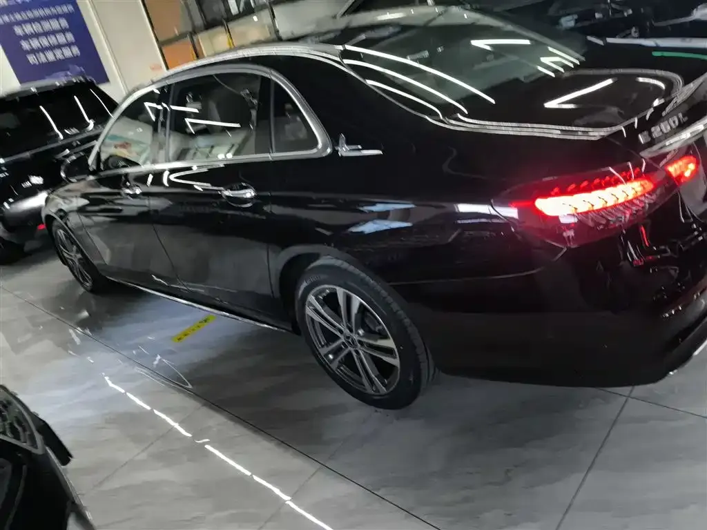 Mercedes-Benz E-Class 2023 из CN, фото 5