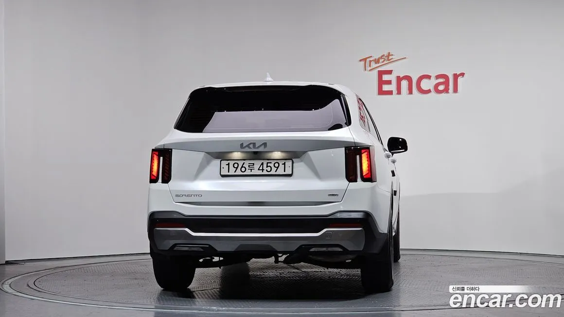 Kia Sorento — фото 4