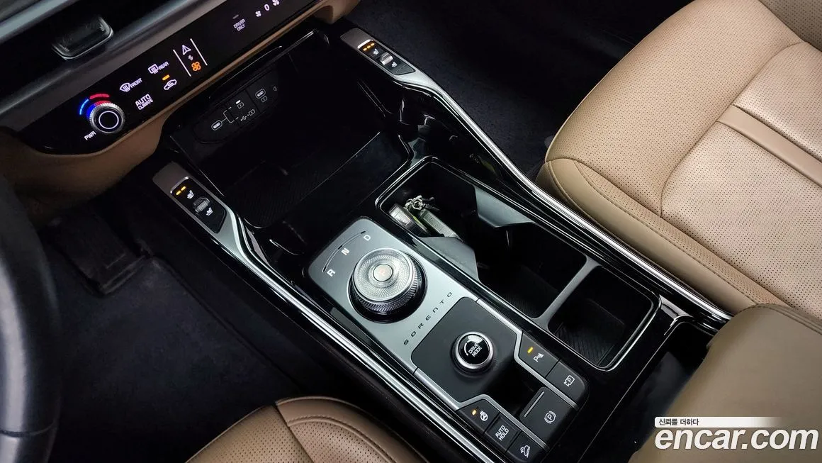 Kia Sorento — фото 9
