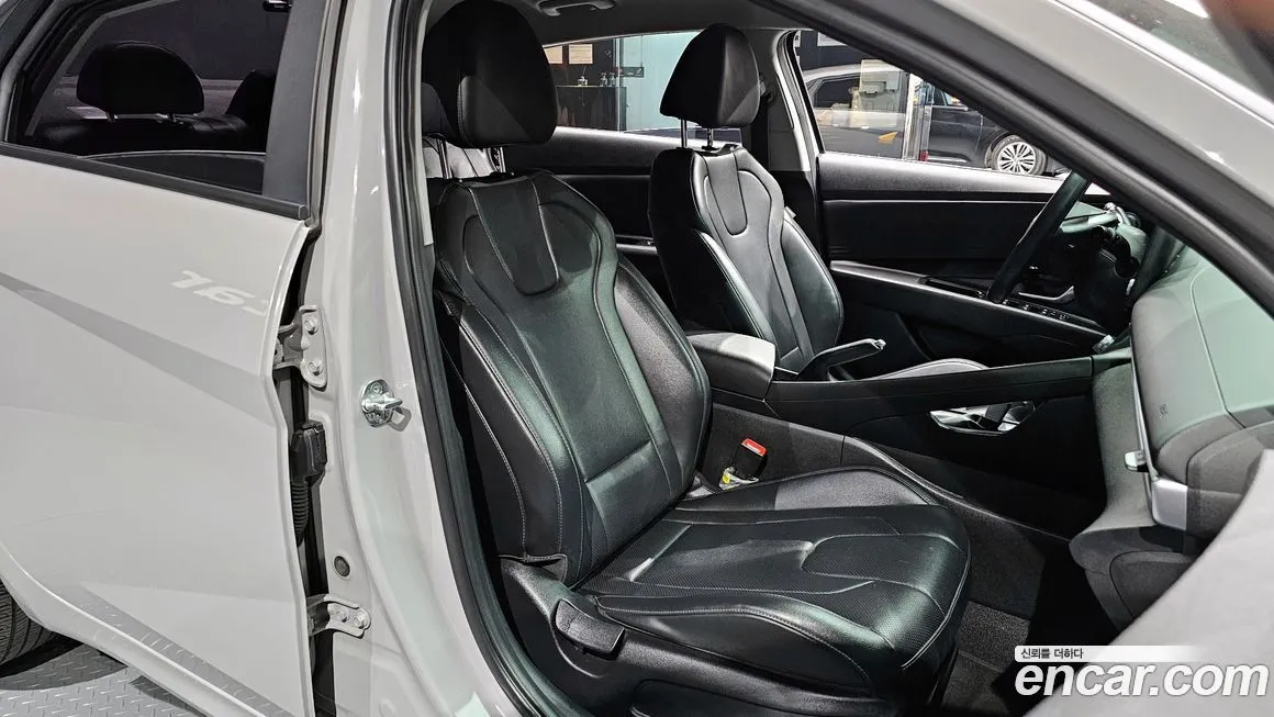 Hyundai AVANTE 2022 из KR, фото 10