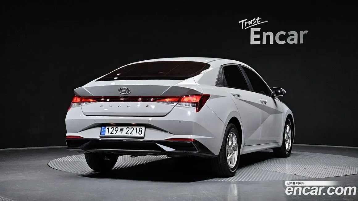 Hyundai AVANTE 2022 из KR, фото 2