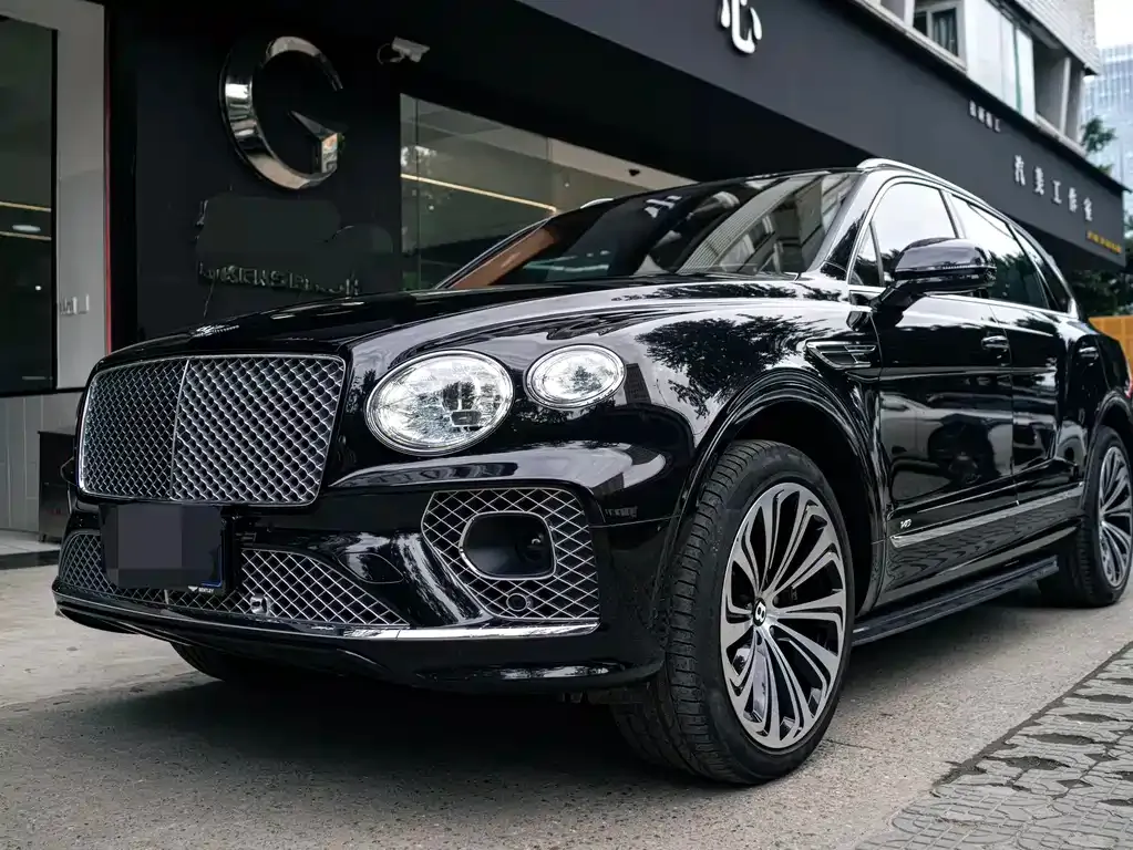 Bentley Bentayga 2022 из CN, фото 1
