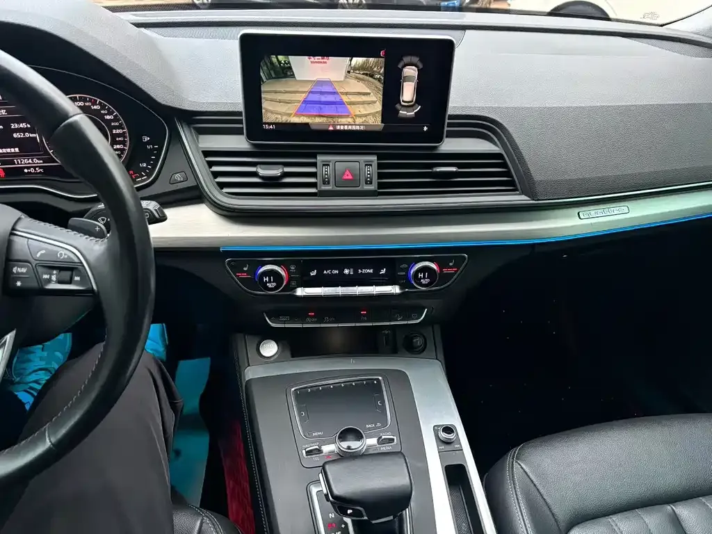 Audi Q5L 2021 из CN, фото 8