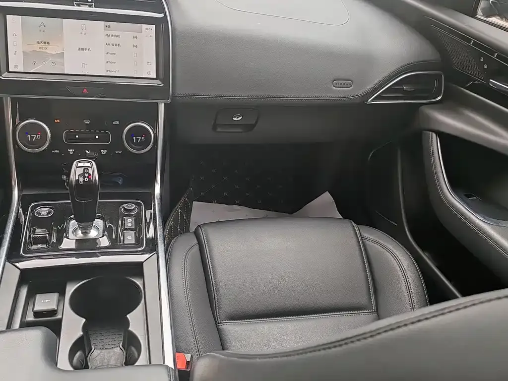 Jaguar XEL 2022 из CN, фото 7