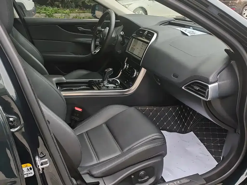Jaguar XEL 2022 из CN, фото 8