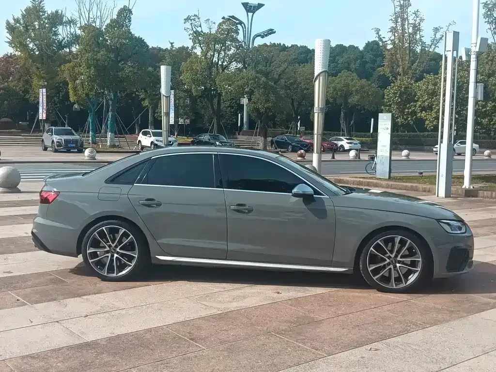 Audi S4 2021 из CN, фото 4