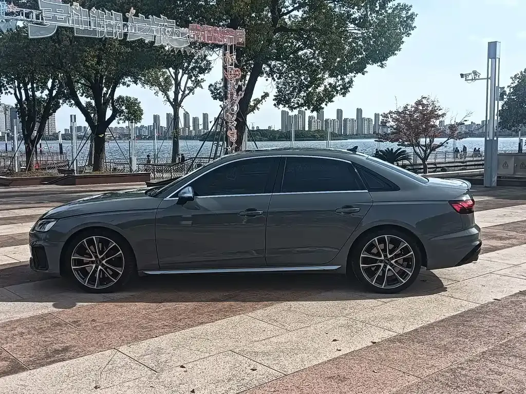 Audi S4 2021 из CN, фото 8
