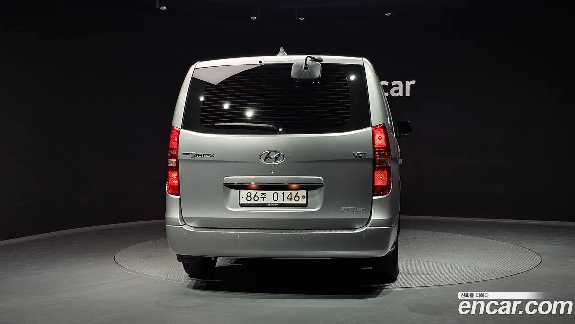Hyundai Starex — фото 4