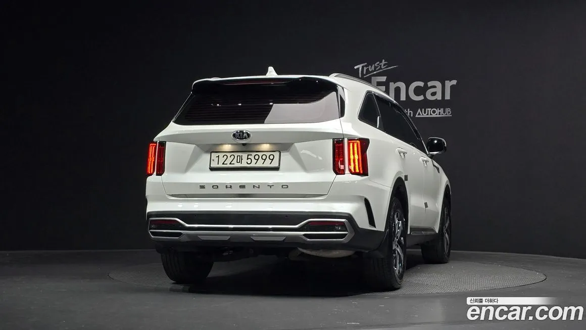 Kia Sorento — фото 4
