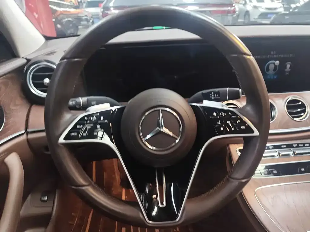 Mercedes-Benz E-Class 2023 из CN, фото 10