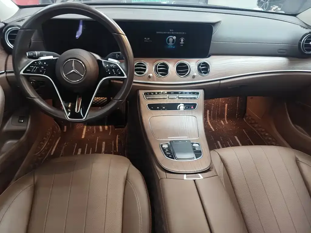 Mercedes-Benz E-Class 2023 из CN, фото 9