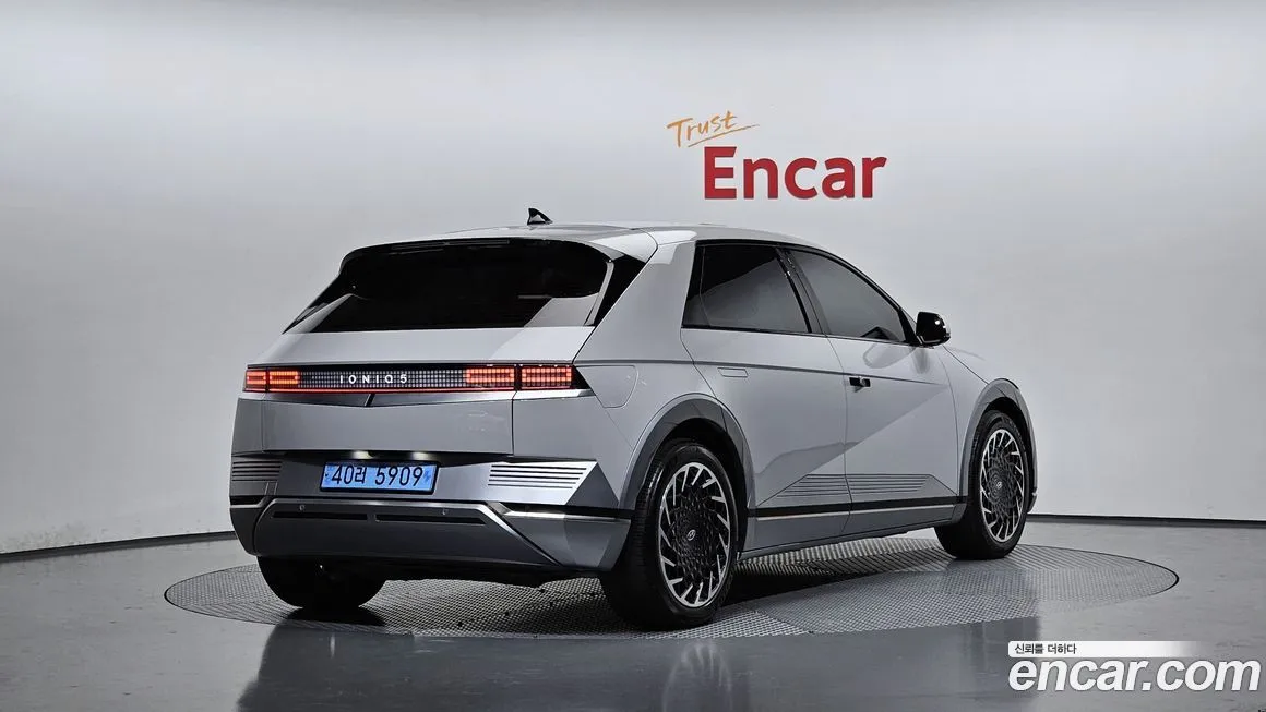 Hyundai Ioniq5 — фото 2