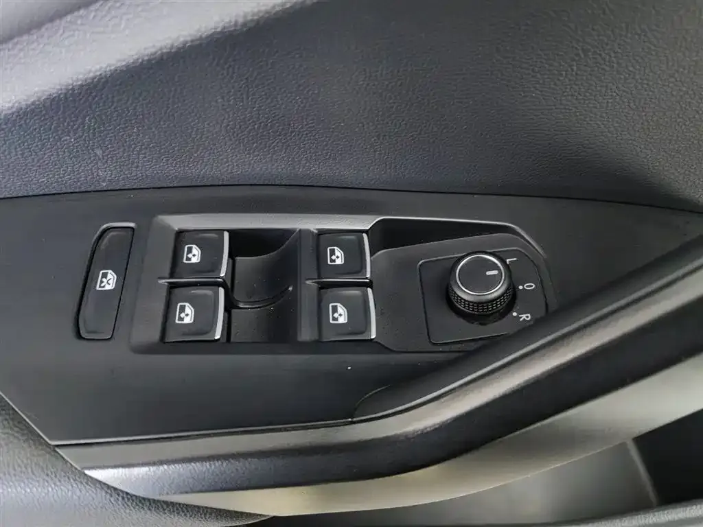 Volkswagen Sagitar 2022 из CN, фото 9