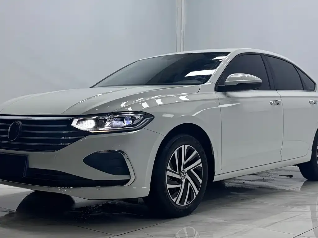 Volkswagen Lavida 2022 из CN, фото 1
