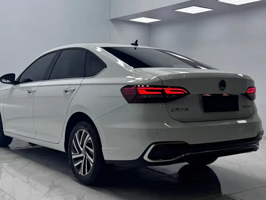 Volkswagen Lavida 2022 из CN, фото 4