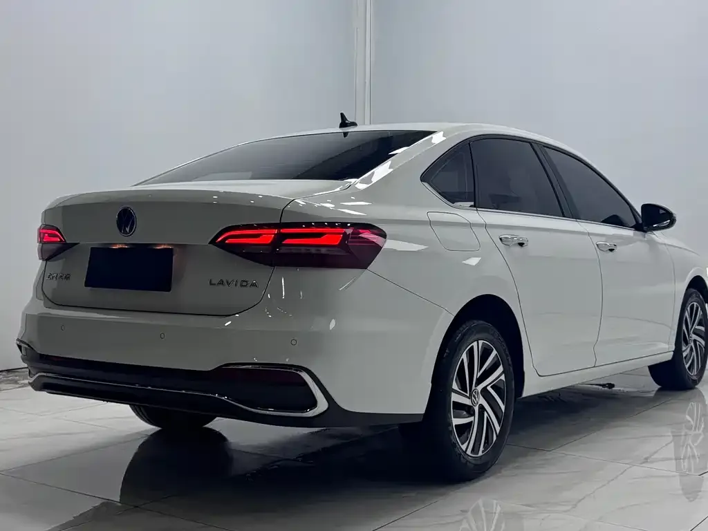 Volkswagen Lavida 2022 из CN, фото 6