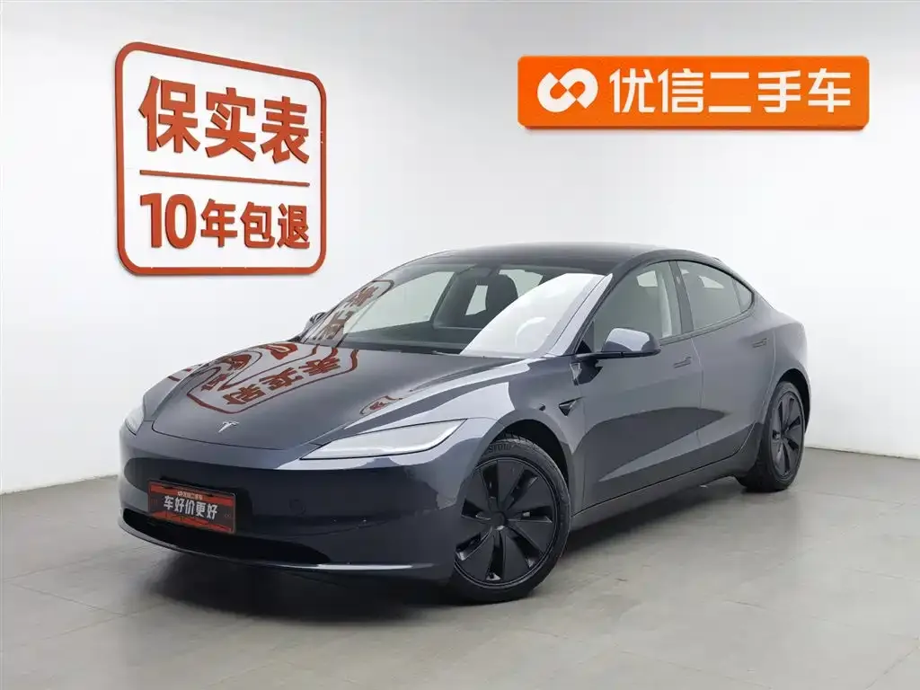 Tesla Model 3 — фото 1