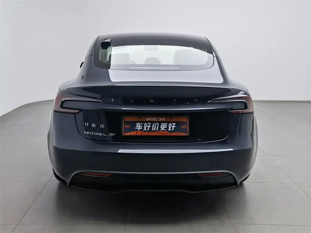 Tesla Model 3 — фото 4