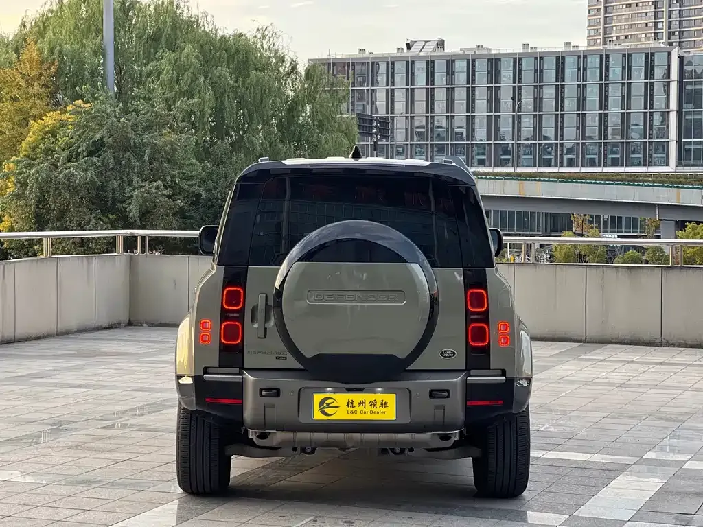 Land Rover Defender 2023 из CN, фото 4