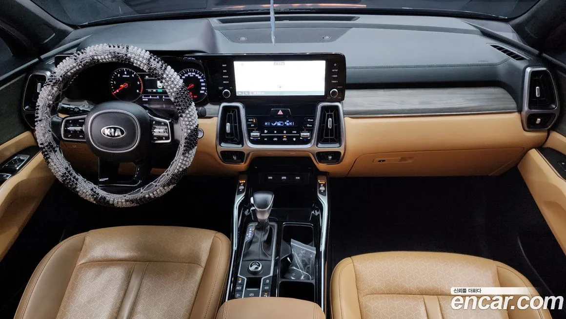 Kia Sorento — фото 7