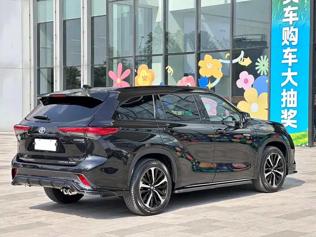 Toyota Crown Kluger 2021 из CN, фото 9
