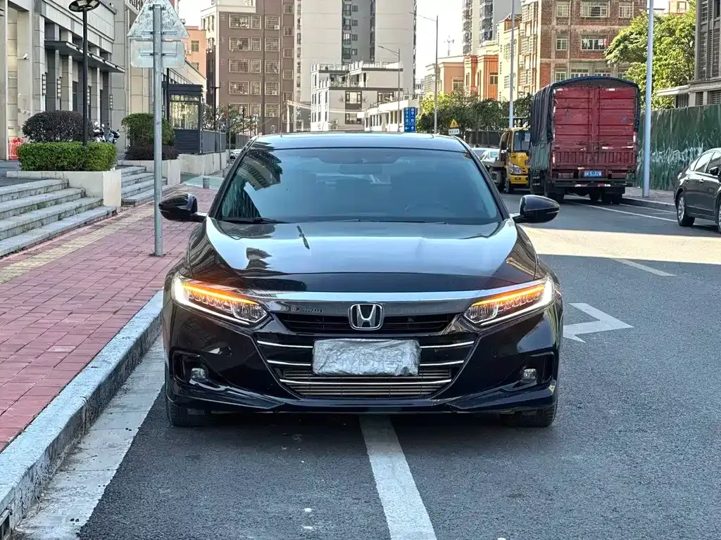 Honda Accord — фото 2