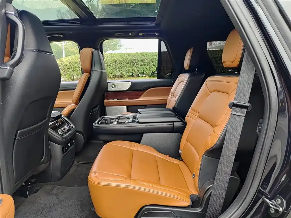 Lincoln Navigator 2022 из CN, фото 8