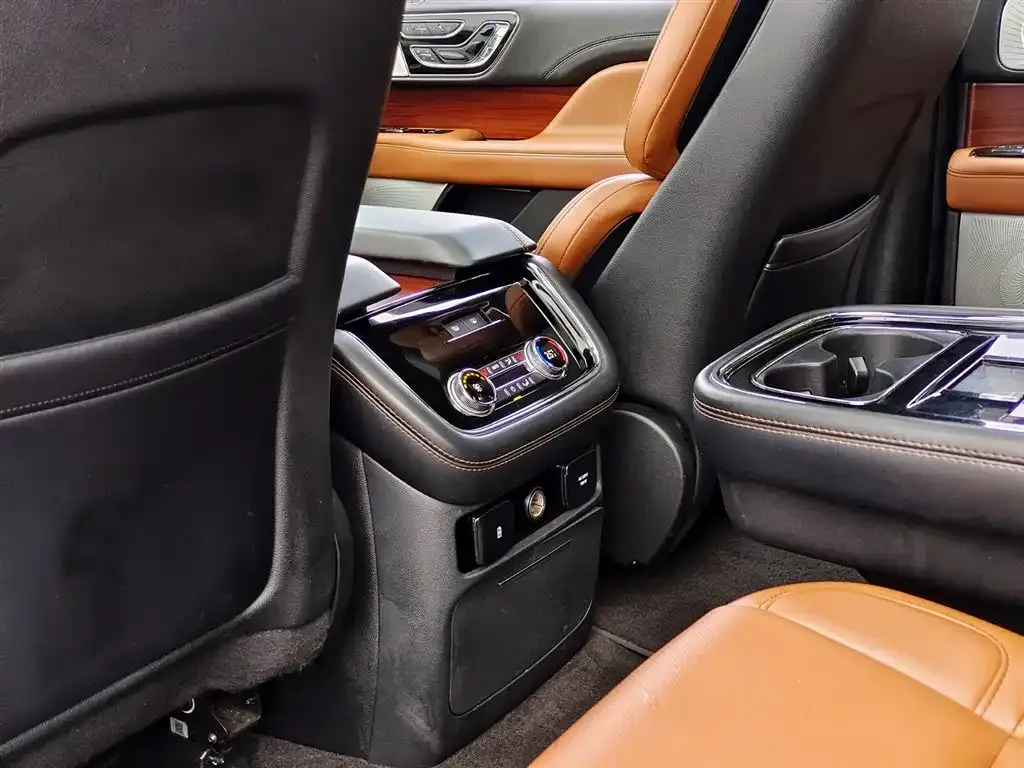 Lincoln Navigator 2022 из CN, фото 9