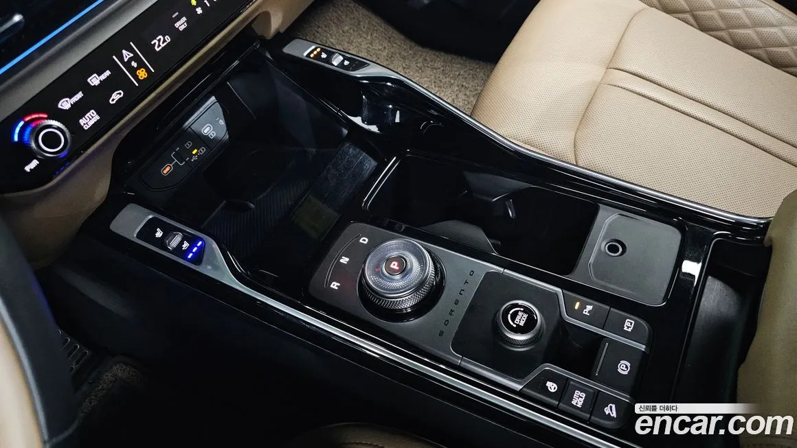 Kia Sorento — фото 9
