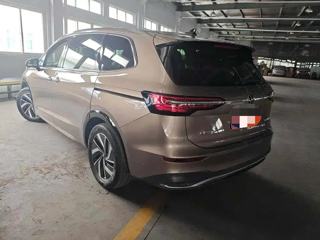 Volkswagen Viloran 2022 из CN, фото 3