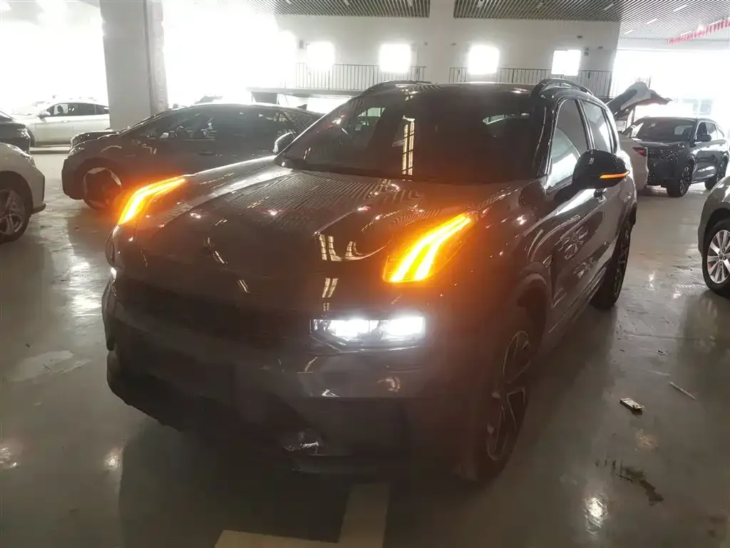 Lynk & Co 01 EM-P 2022 из CN, фото 2