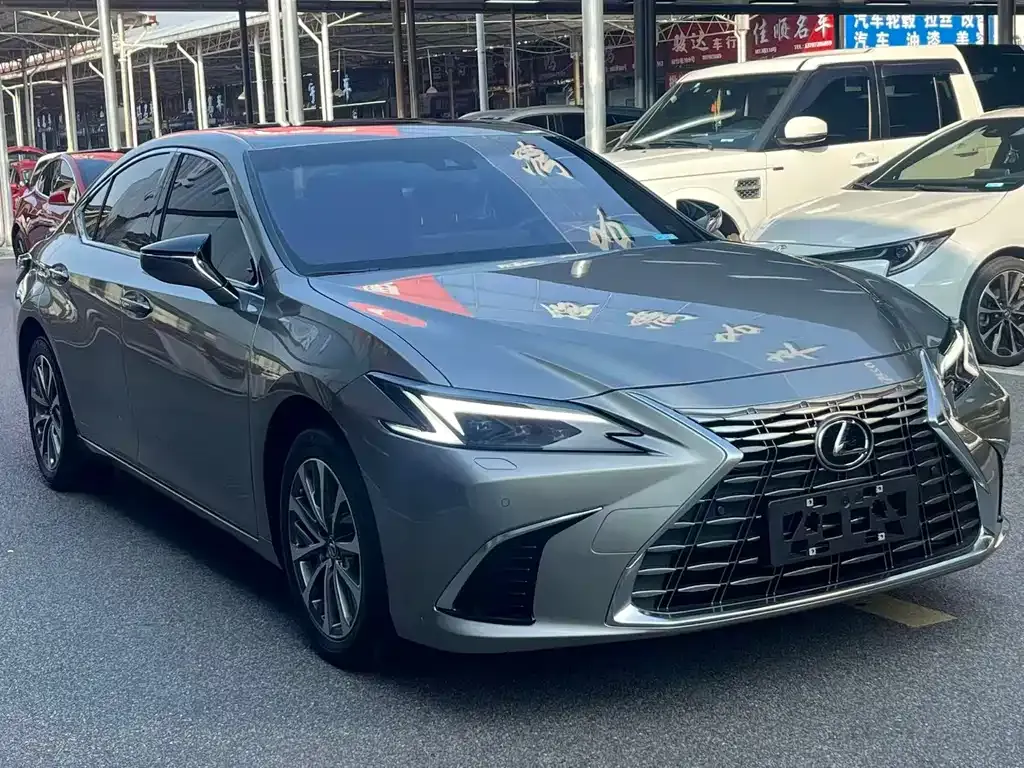 Lexus ES 2025 из CN, фото 3