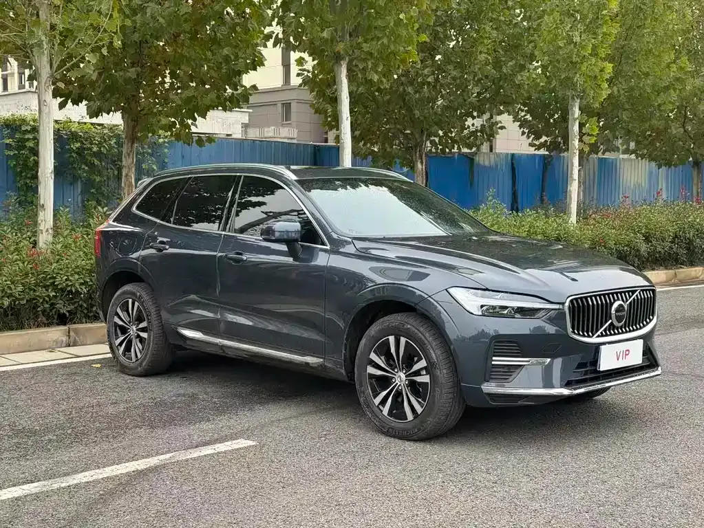 Volvo XC60 — фото 3