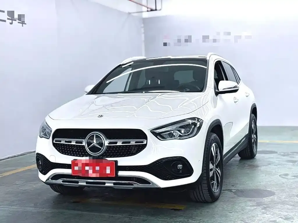Mercedes-Benz CLA (Import) — фото 1