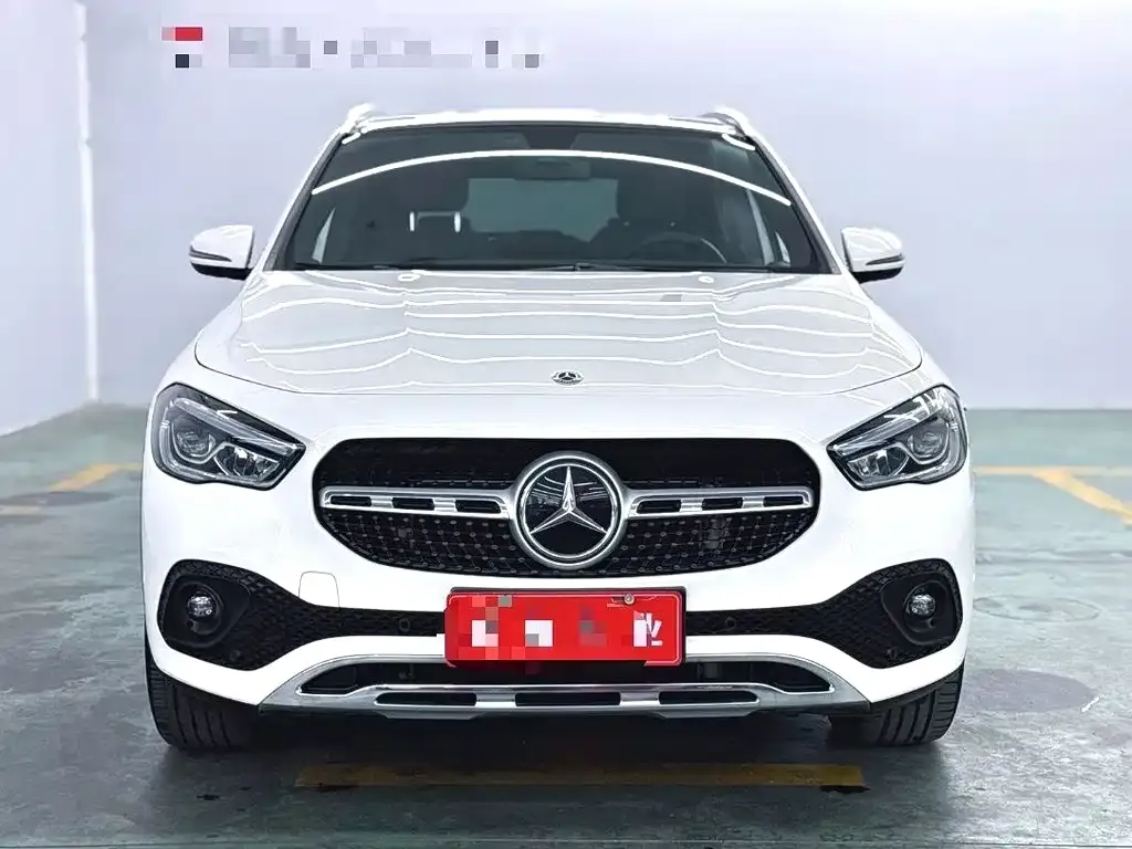 Mercedes-Benz CLA (Import) — фото 2
