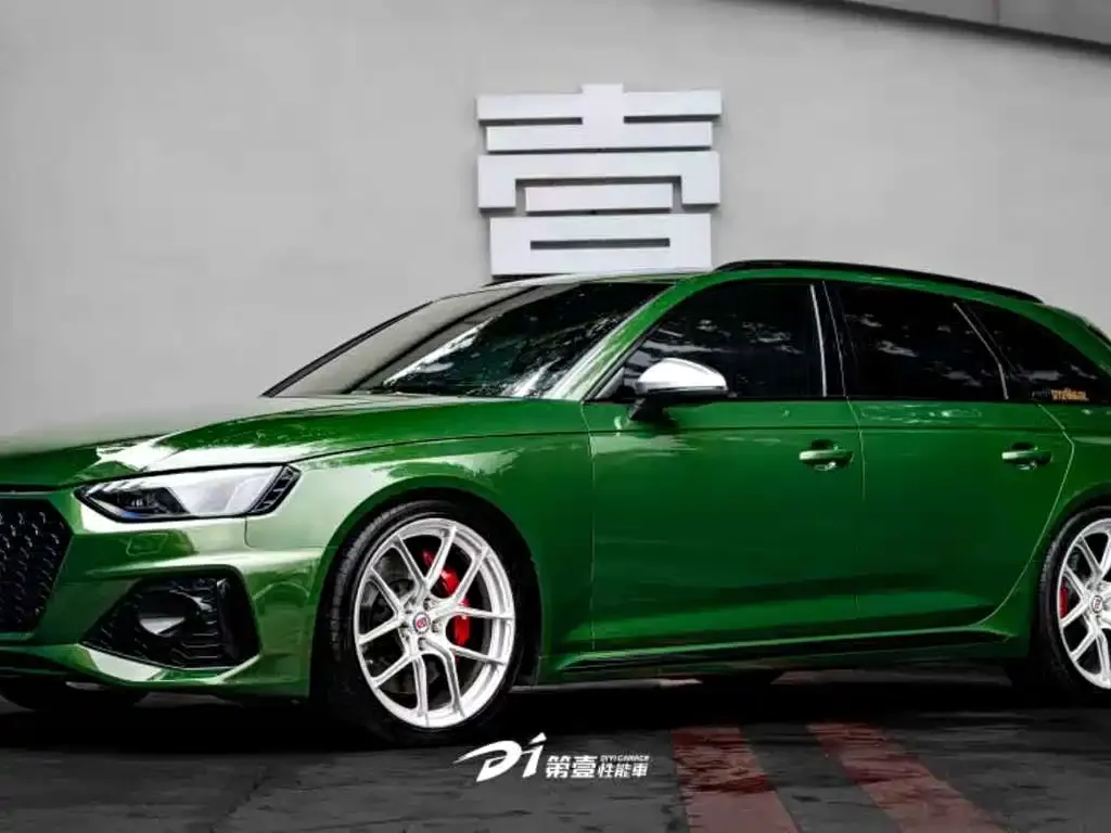 Audi RS 4 2021 из CN, фото 1