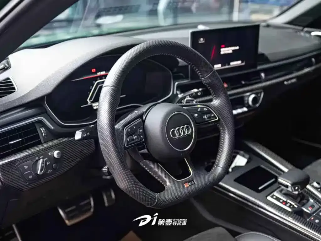 Audi RS 4 2021 из CN, фото 9