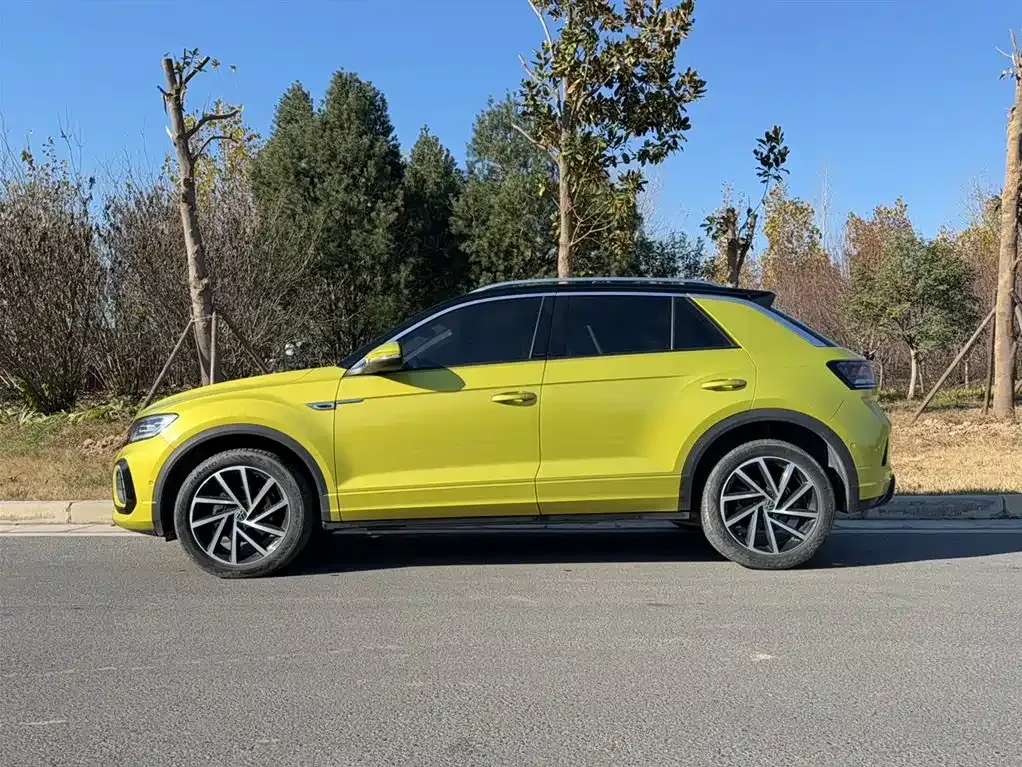 Volkswagen T-Roc — фото 7