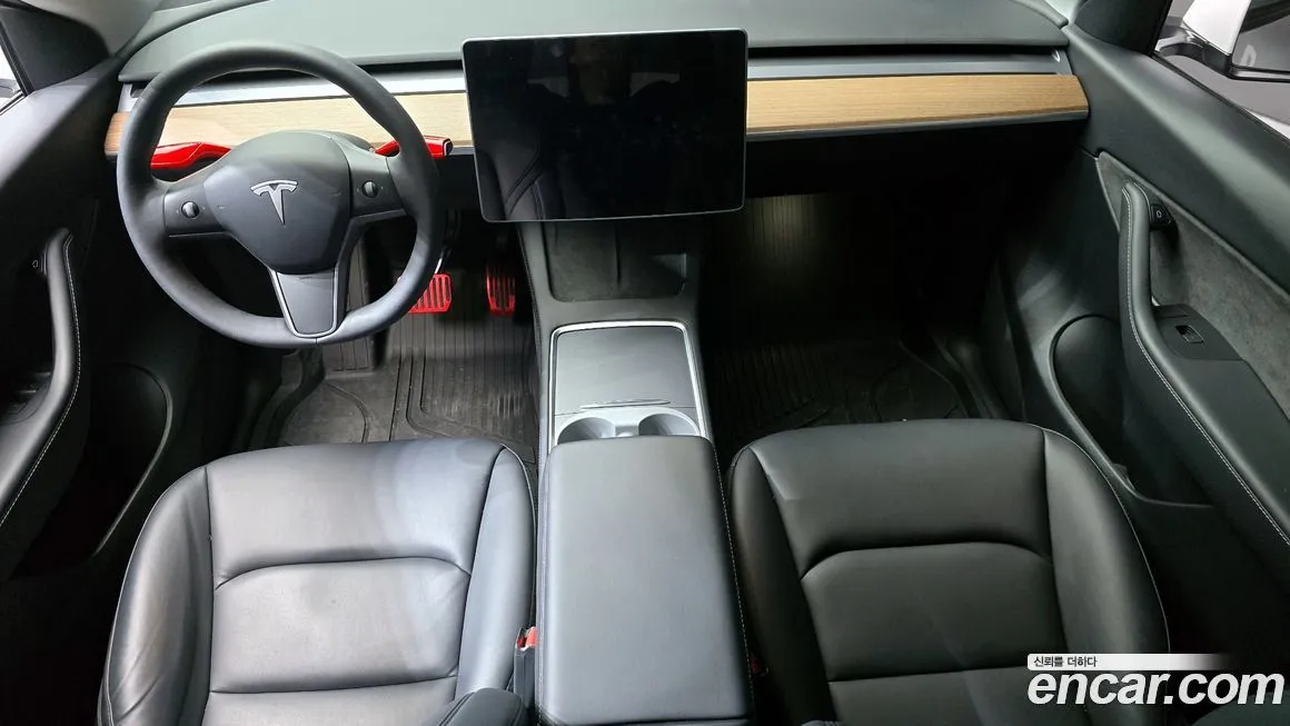 Tesla Model Y — фото 7