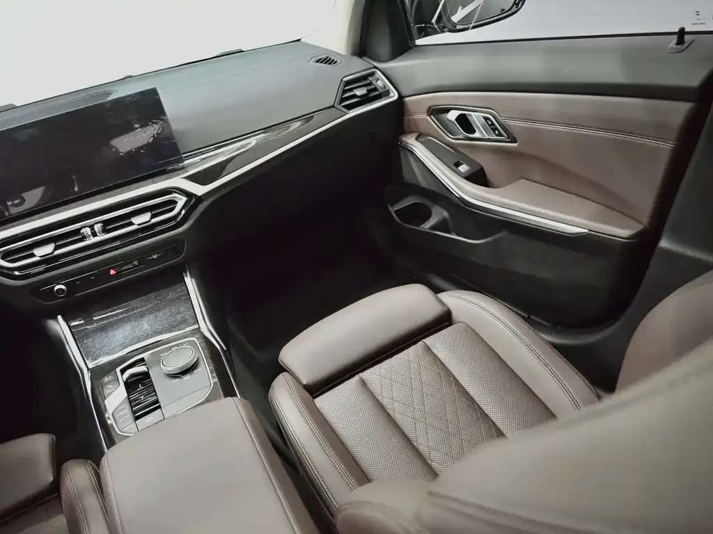 BMW 3 Series — фото 10