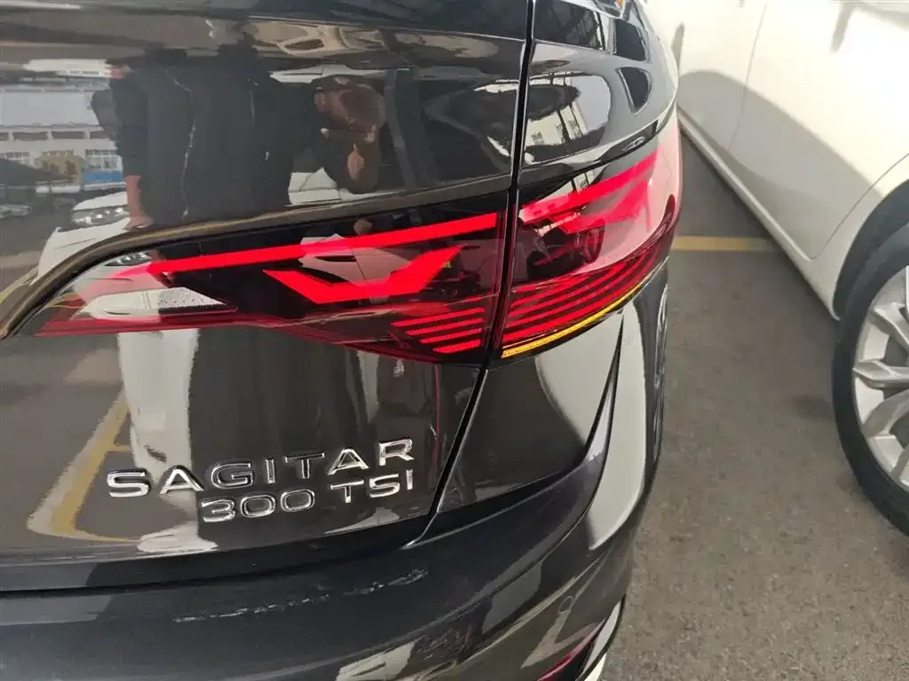 Volkswagen Sagitar 2023 из CN, фото 8