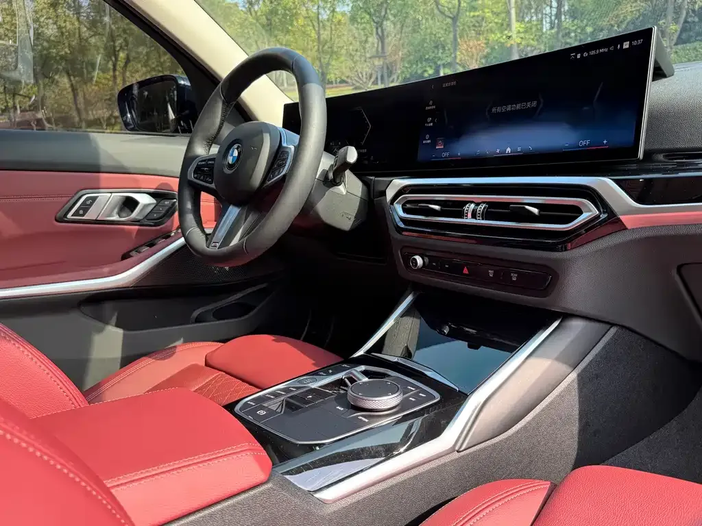 BMW 3 Series 2024 из CN, фото 8