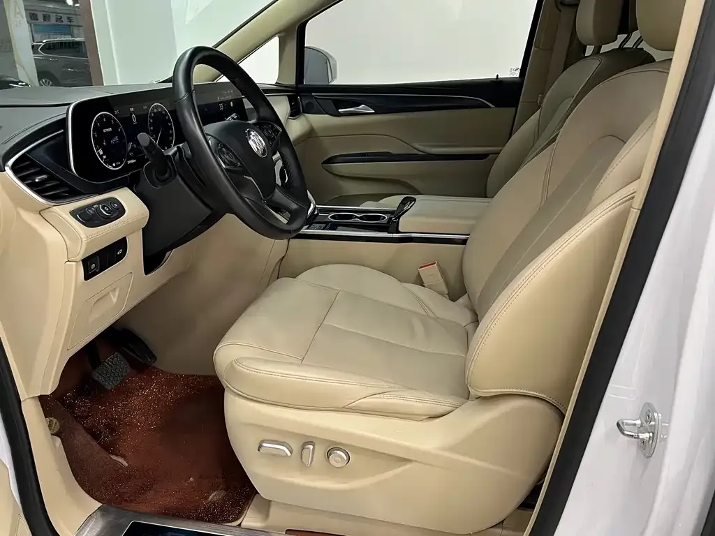 Buick GL8 2023 из CN, фото 4