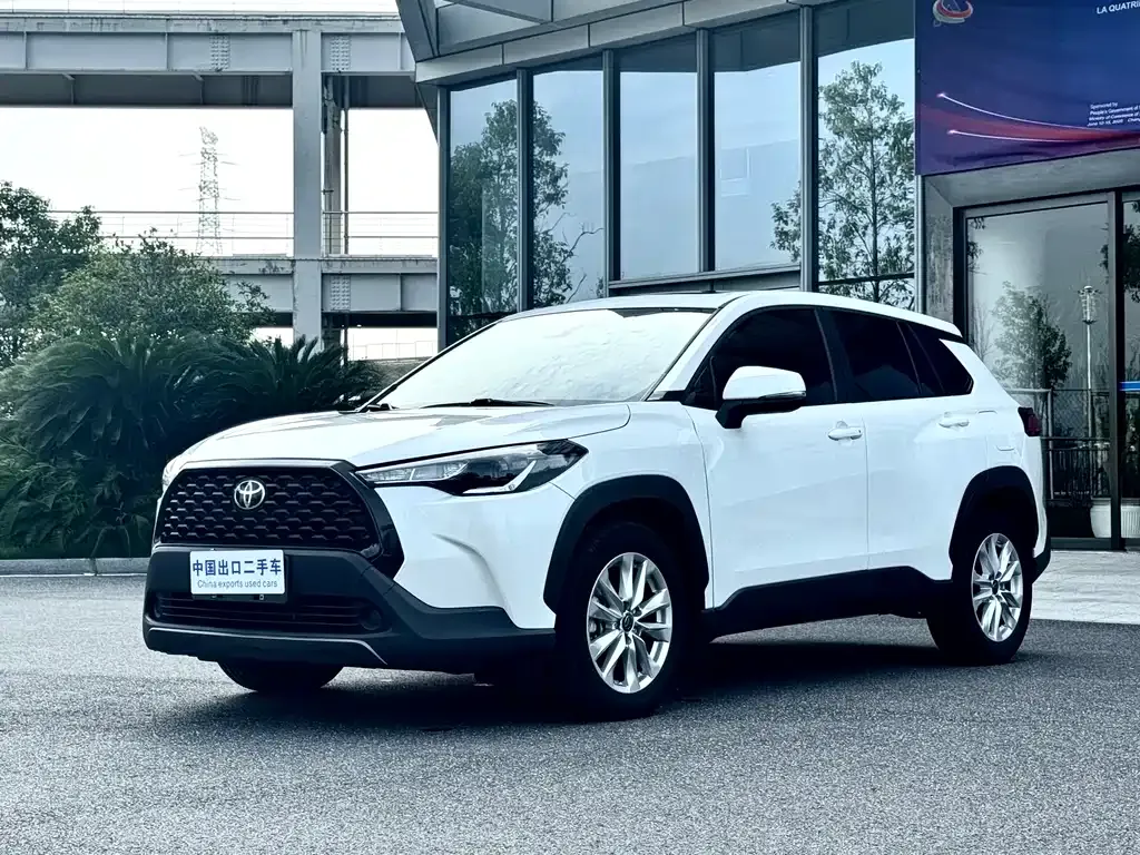 Toyota Corolla Cross 2022 из CN, фото 1