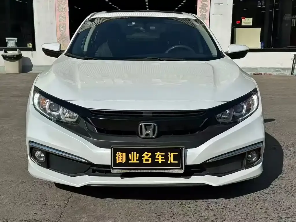 Honda Civic 2021 из CN, фото 2