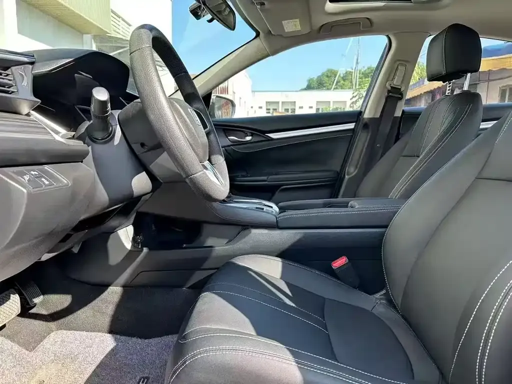 Honda Civic 2021 из CN, фото 4