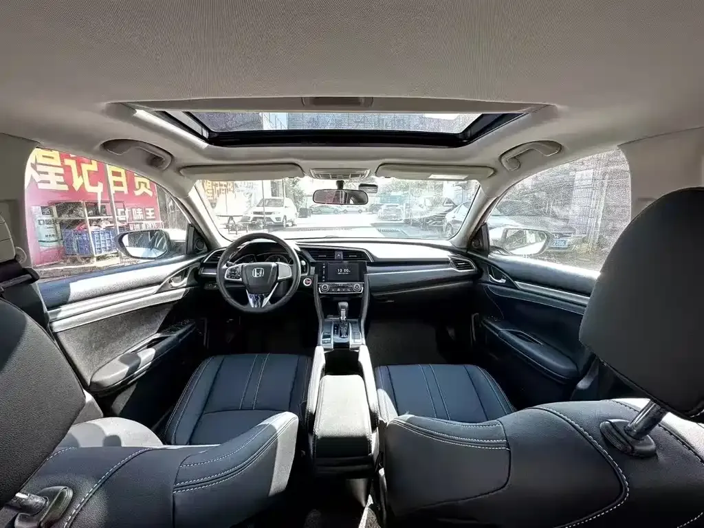 Honda Civic 2021 из CN, фото 5