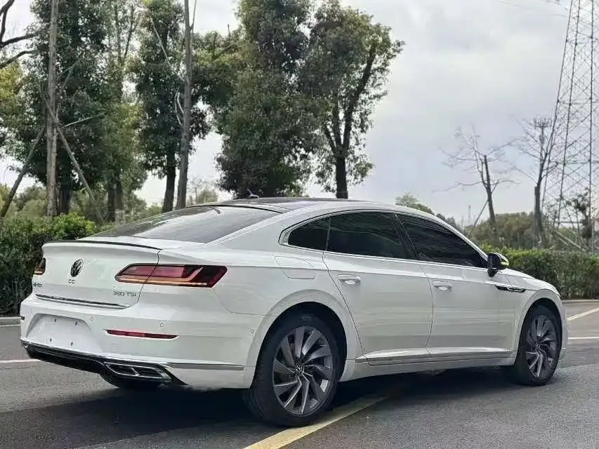 Volkswagen CC — фото 7