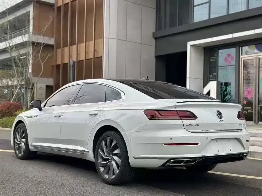 Volkswagen CC — фото 9